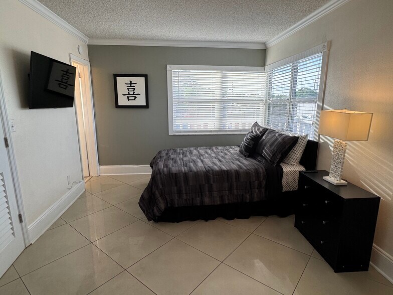 Building Photo - 112 S Federal Hwy