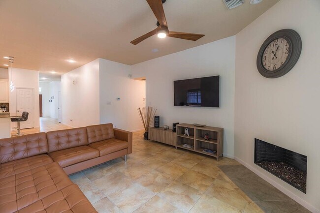 Building Photo - 6 Avenswood Pl