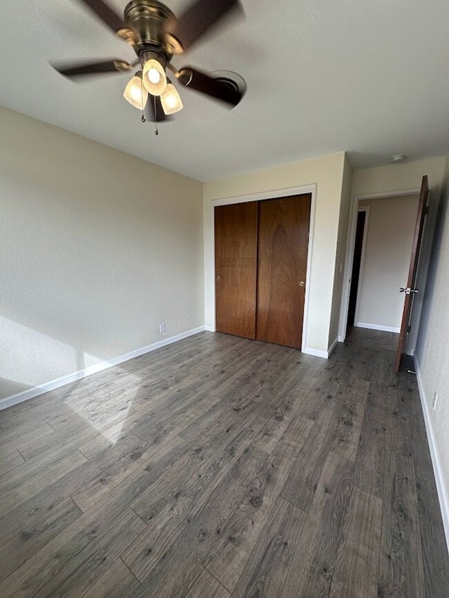 Building Photo - New exterior paint!  LVP flooring! Large y...