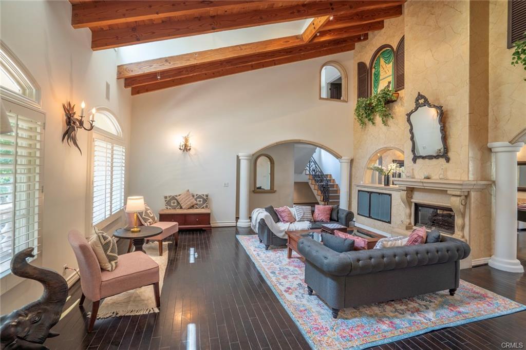 Building Photo - 4063 Benedict Canyon Dr