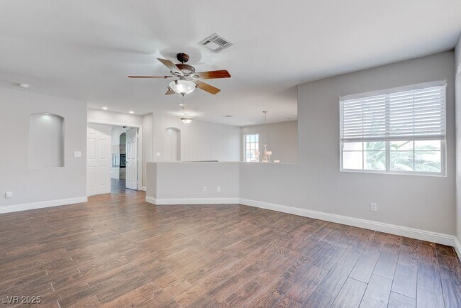 Building Photo - 8408 Bay Point Dr