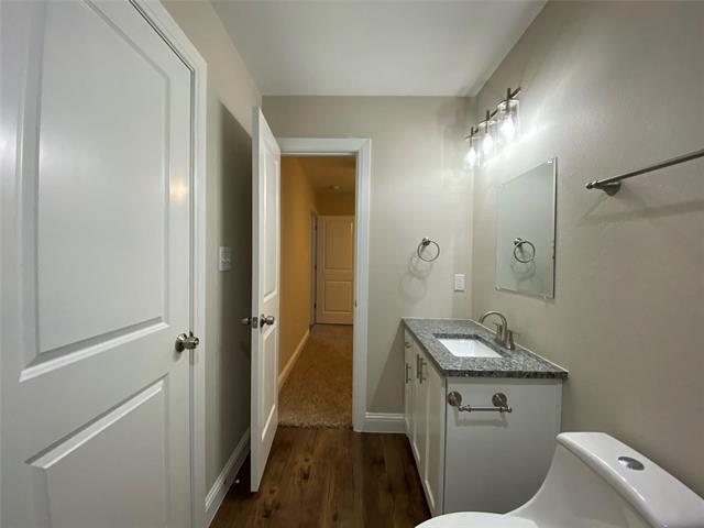 Building Photo - 802-804-804 N Broughton St