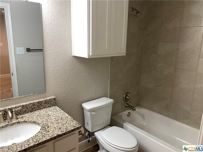 Building Photo - 2024 Rueben Rd