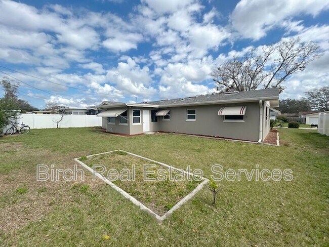 Building Photo - 1830 Lady Mary Dr