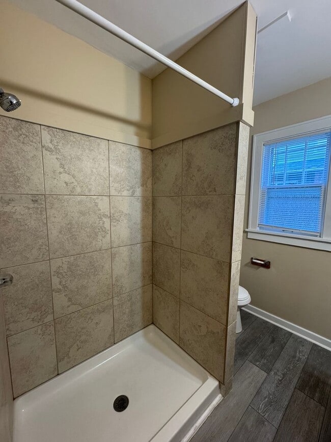 Building Photo - 4 Bedroom Right on Purdue Campus - AVAILAB...