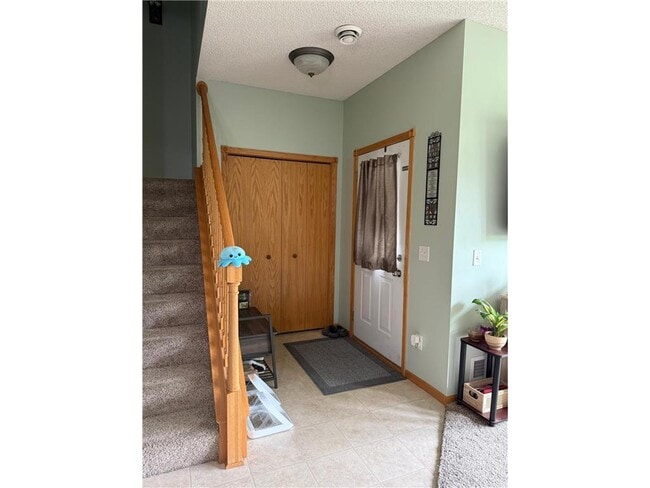 Building Photo - 12117 Yancy St NE