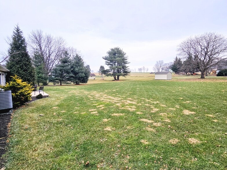 Building Photo - 1329 Landisville Rd