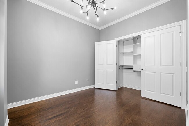Building Photo - 1355 W Washington Blvd