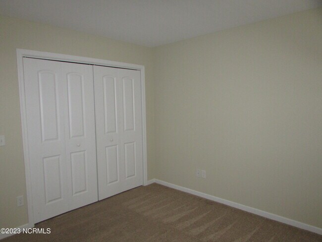 Building Photo - 4409 Southern Pine Dr SE