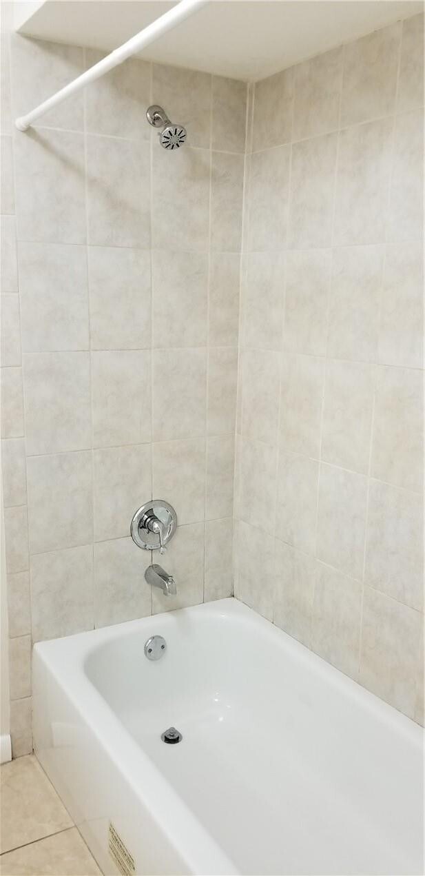 Building Photo - 2950 NW 55th Ave