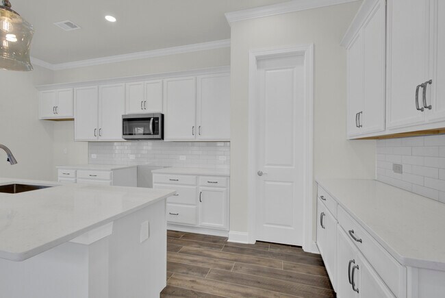 Building Photo - 4739 Anise Cir