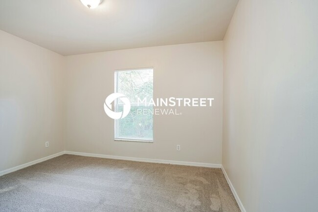 Building Photo - 725 Kari Cir