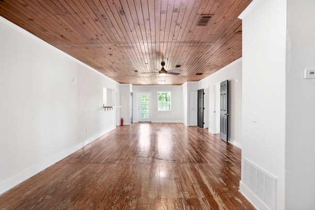 Building Photo - 4117 Barrancas Ave