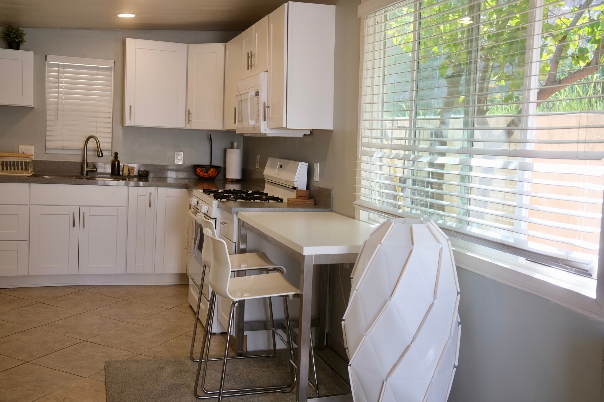 Building Photo - 3942 Marron St