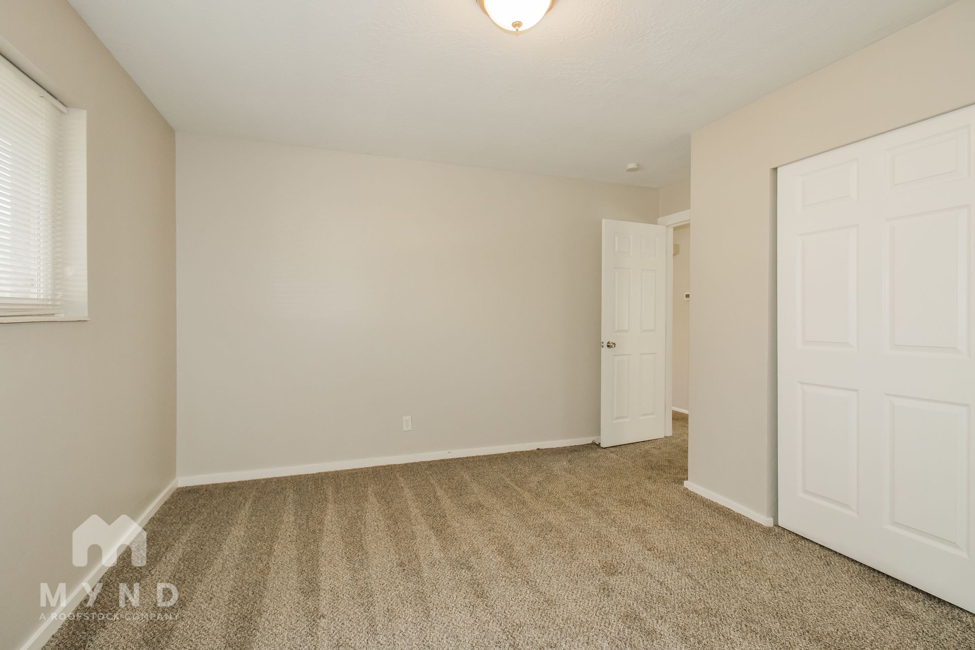 Building Photo - 9548 S 1210 E