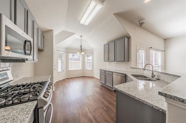 Building Photo - 2612 Redcedar Dr