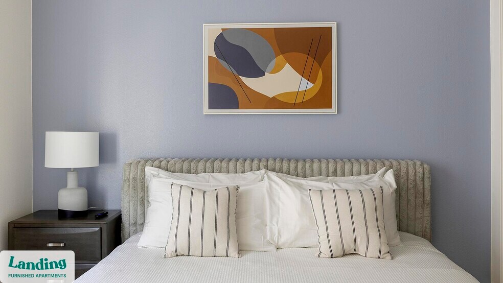 Building Photo - 2206 Arroyo Ave