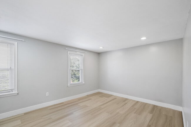 MBR - 1939 Fairland St
