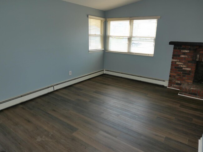 Building Photo - 501 W Brigantine Ave