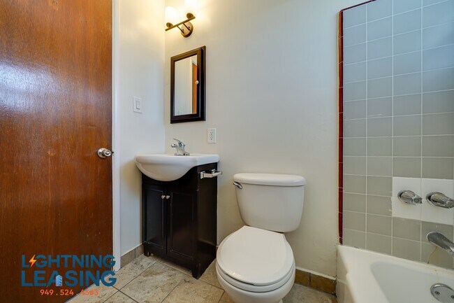 Building Photo - 6225 Craner Ave