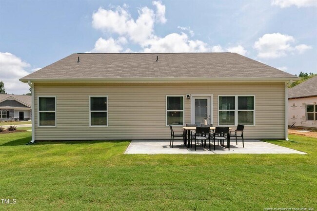 Building Photo - 274 Deodora Ln