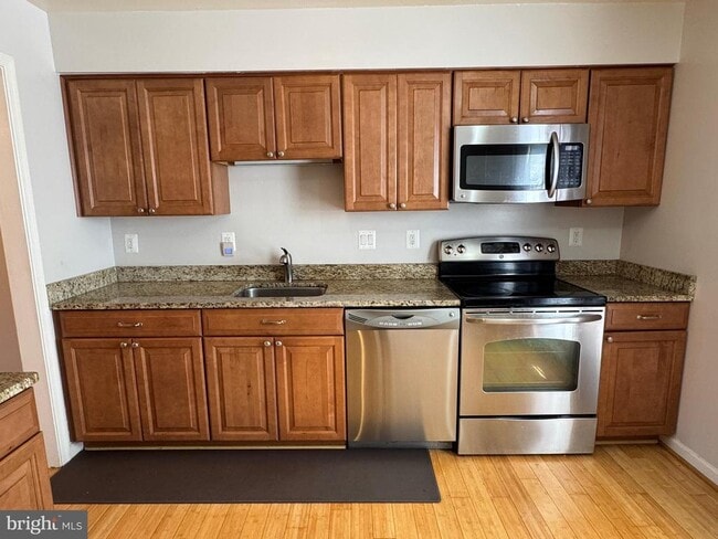 Building Photo - 12732 Lighthouse Ln