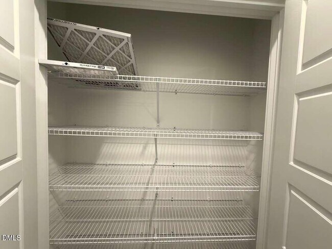 Building Photo - 1802 Stroup St