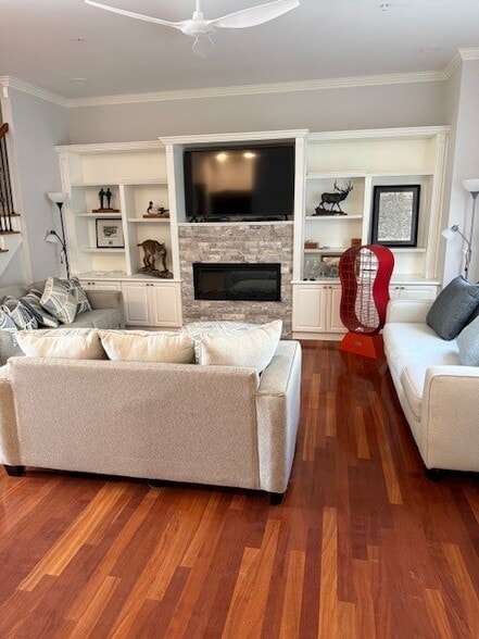 Building Photo - 414 E Bay St