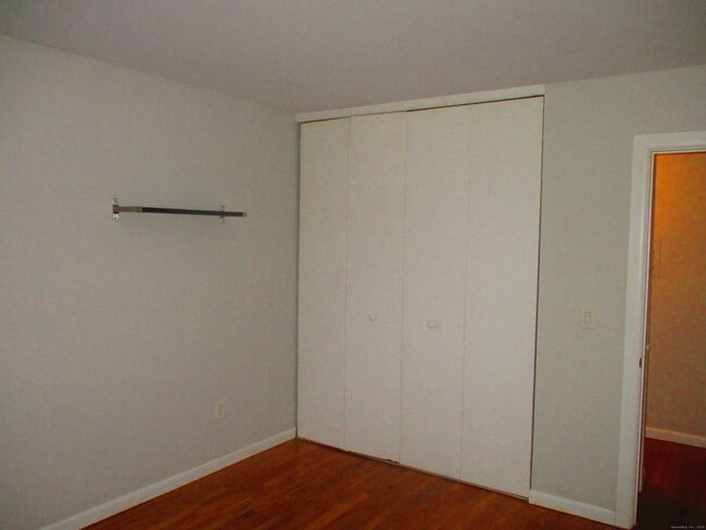 Building Photo - 18 Prospect St