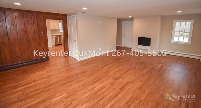 Building Photo - Freshly Renovated 3-Bedroom Home in King of Prussia