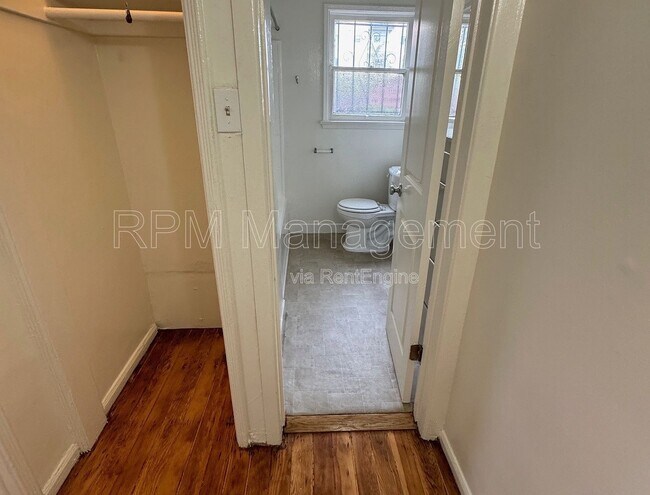 Building Photo - 1781 N Orchid Ave