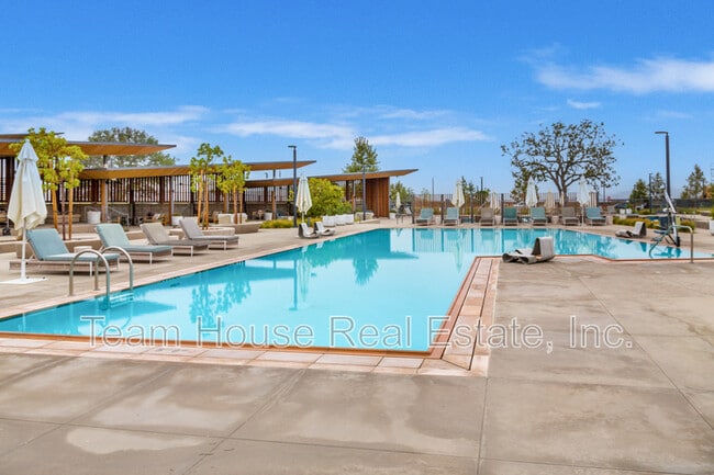 Building Photo - 27466 Mercantile Ct