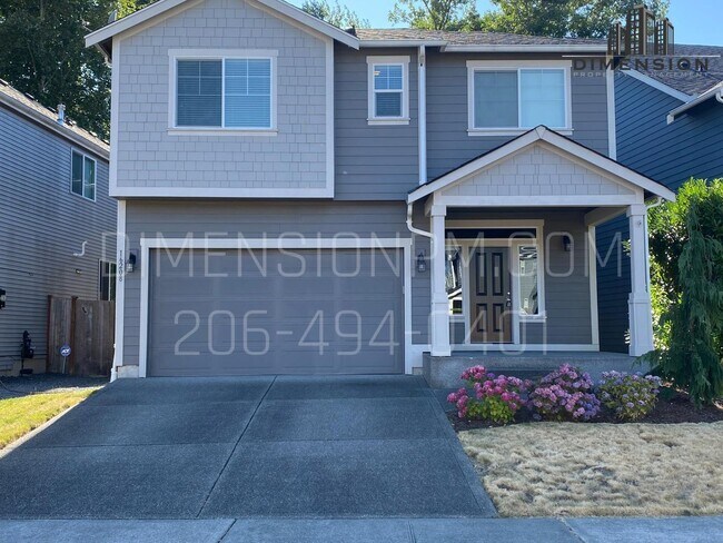Primary Photo - Spacious 4 Bed, 2.5 Bath Home with Garage ...
