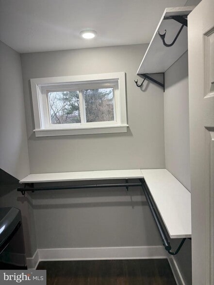 Building Photo - 334 Church Rd