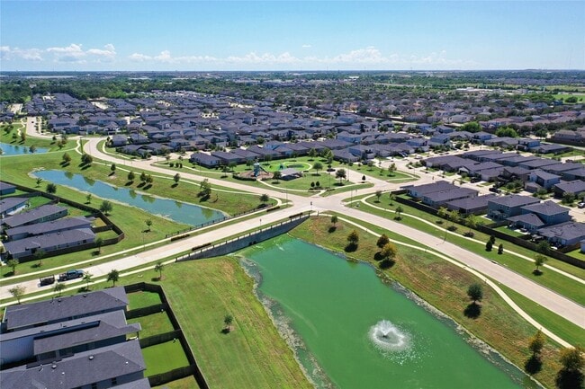 Building Photo - 12310 Greenwood Gate Dr