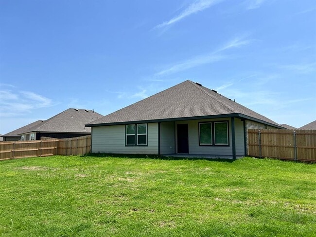Building Photo - 2513 Tracy’s Mnr