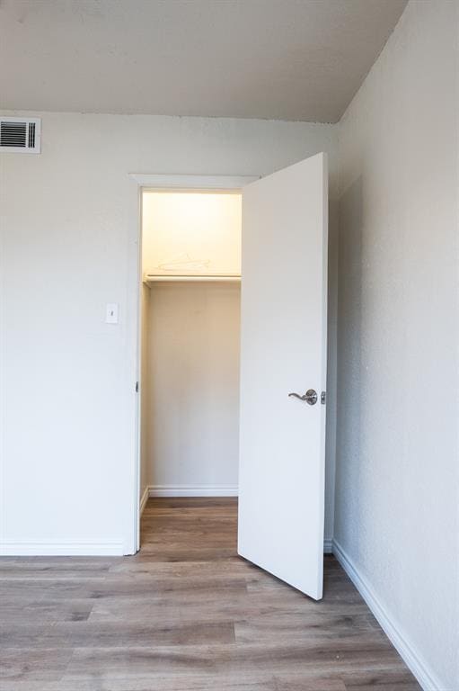 Building Photo - 2401 Bucks Run