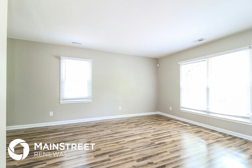 Building Photo - 4708 Wakewood Dr