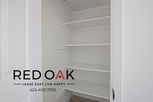 Building Photo - 441 Hayworth Ave