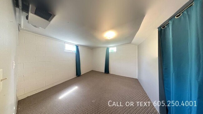 Building Photo - Spacious, Stylish, and Convenient Living