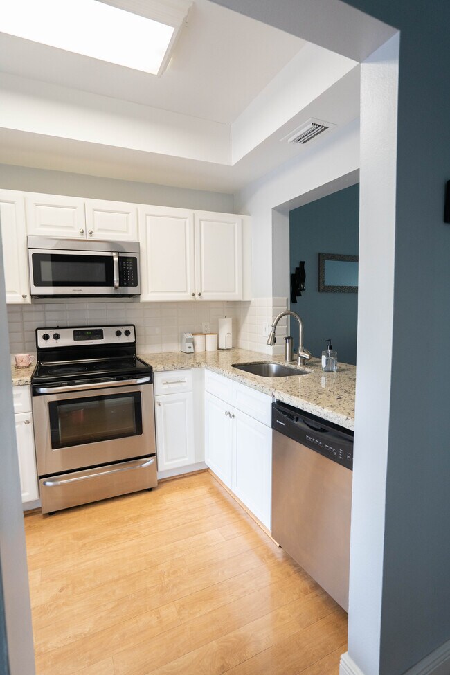 Kitchen - 2281 SW 15th St