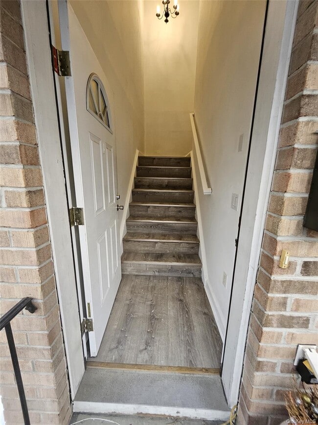 Building Photo - 419 Garden Ave