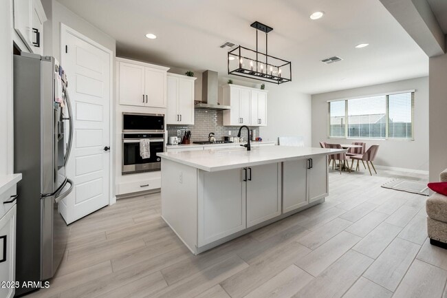 Building Photo - 5127 N 183rd Dr