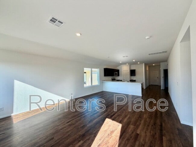 Building Photo - 1107 W Lawton Rd