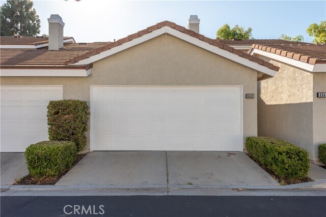 Building Photo - 656 Springbrook N