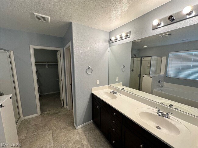 Building Photo - 6459 Twin Harbors Ct