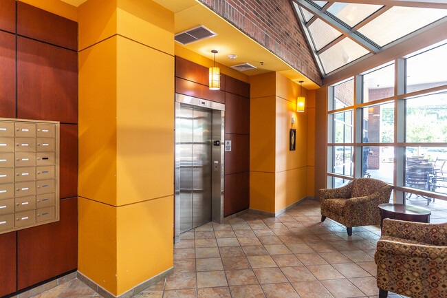 Building Photo - 2608 Erwin Rd