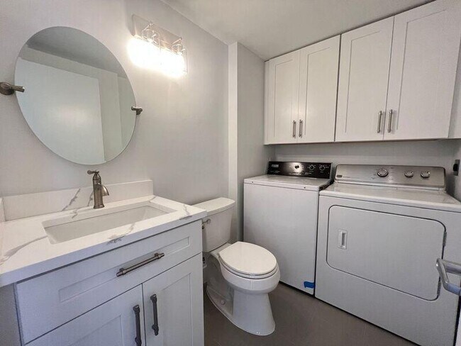 Building Photo - 5714 57th Way