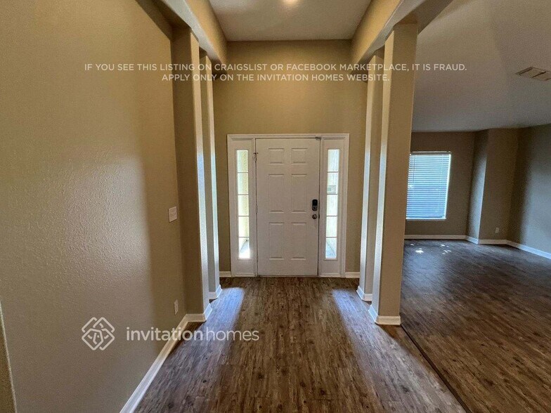 Building Photo - 3619 Briar Run Dr