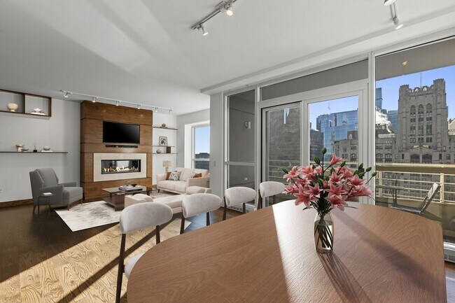 Building Photo - 250 E Pearson St